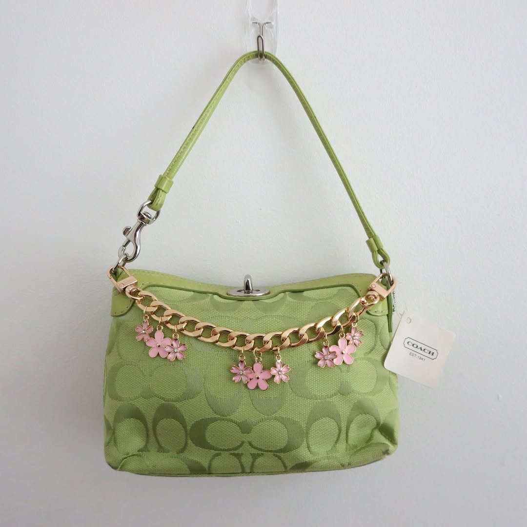 coutourecollective_1732745246_3510844048611666925_63553277075